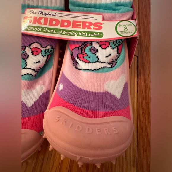 The Original Skidders Baby Toddler Girls Shoes Sz 24 Months  Skid Proof Washable - Picture 6 of 10